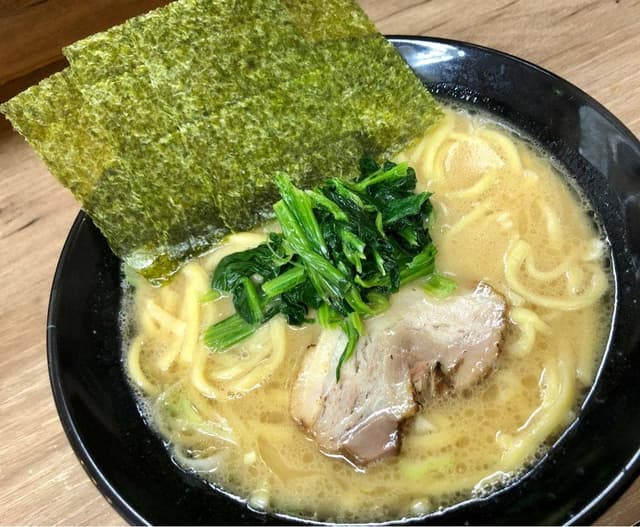 家系ラーメン 鶯家 - サブ画像2