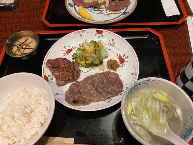 牛たん焼き 仙台辺見 川崎アゼリア店 - サブ画像1