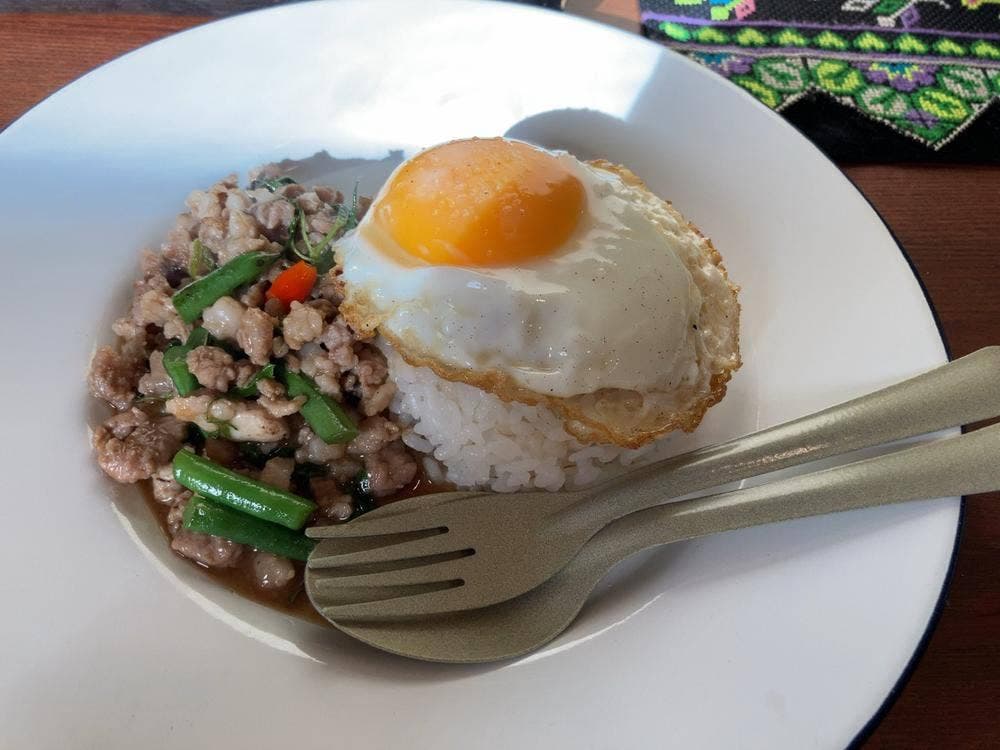 アジアン雑貨カフェ cafe Hmong