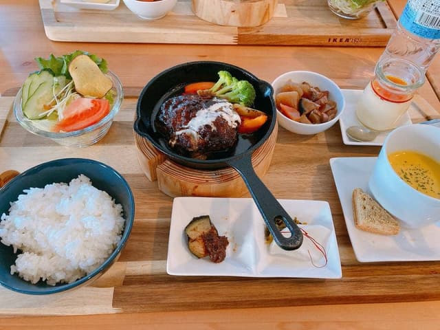 ハンバーグとプリンのお店 MOGUMOGUキッコリー - サブ画像1