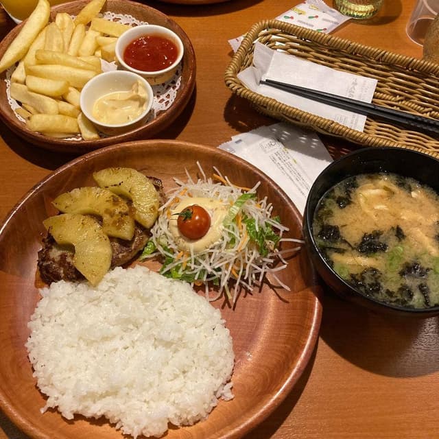 びっくりドンキー 白石中央店 - サブ画像1