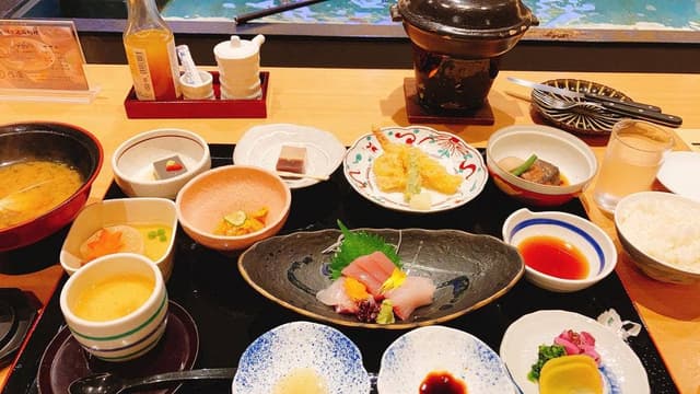 いけす円座 ホテルシーモア - サブ画像1