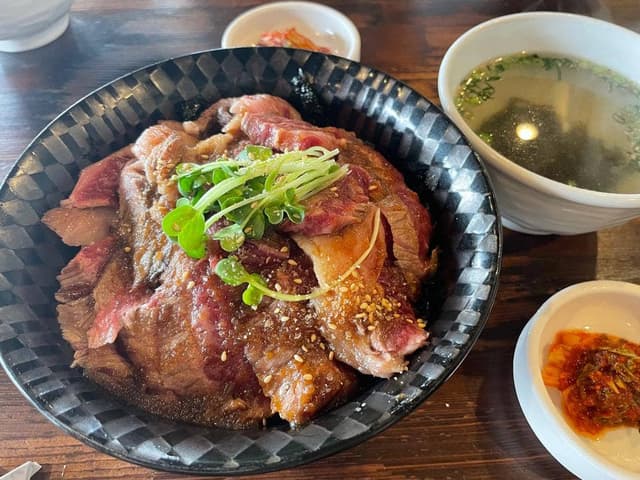 炭火焼肉 meat meet - サブ画像1