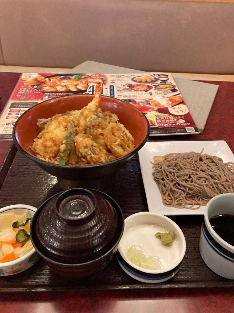 華屋与兵衛 牛久店