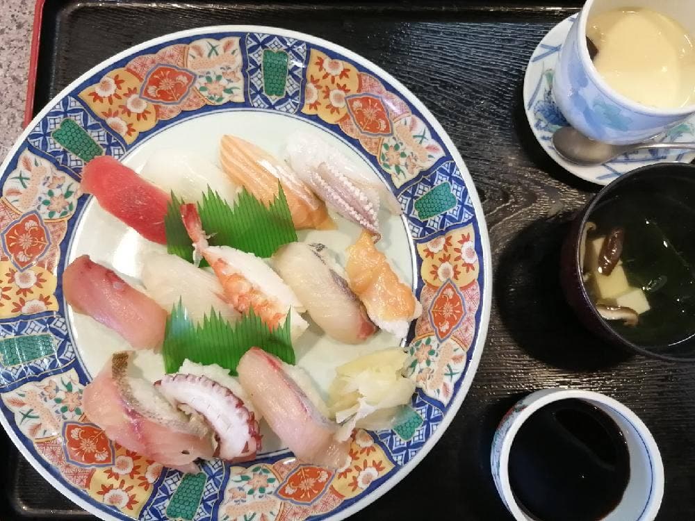 鮨処麟