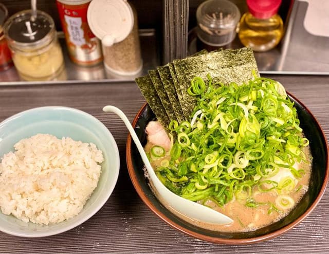 横浜家系ラーメン 桜道家 - サブ画像2