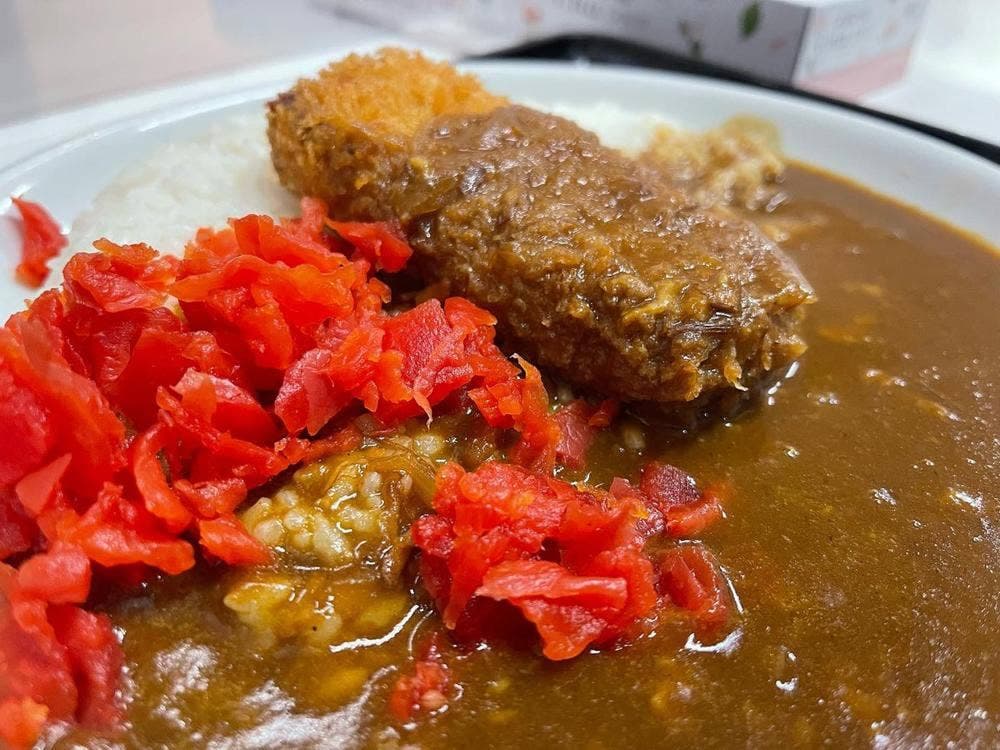 本家絶品 煮込みカツカレーの店