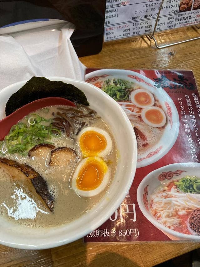 濃厚豚骨ラーメン 弦流 本店 - サブ画像2