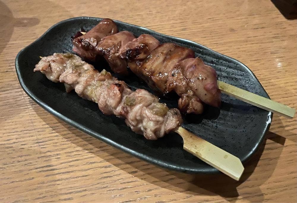 炭火焼鳥 ろぐ