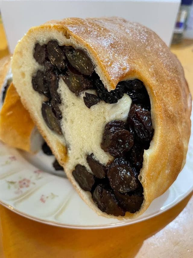 ぶどうパンとコーヒーの店 舞い鶴 - サブ画像1