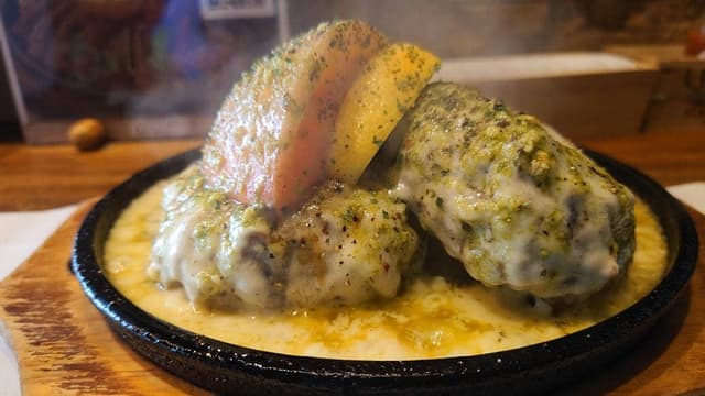ステーキ&ハンバーグ ひげ 札幌南5条本店 - サブ画像3
