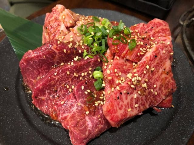 炭火焼肉ホルモン みなみ - サブ画像2