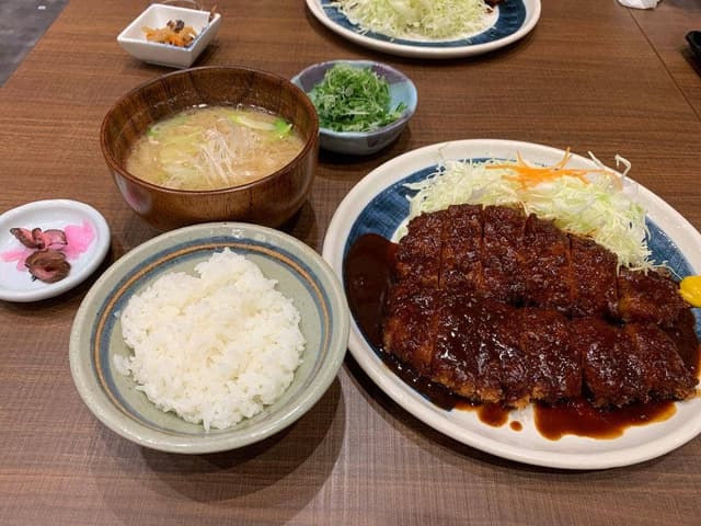 矢場とん イオンモールナゴヤドーム前店 - サブ画像1