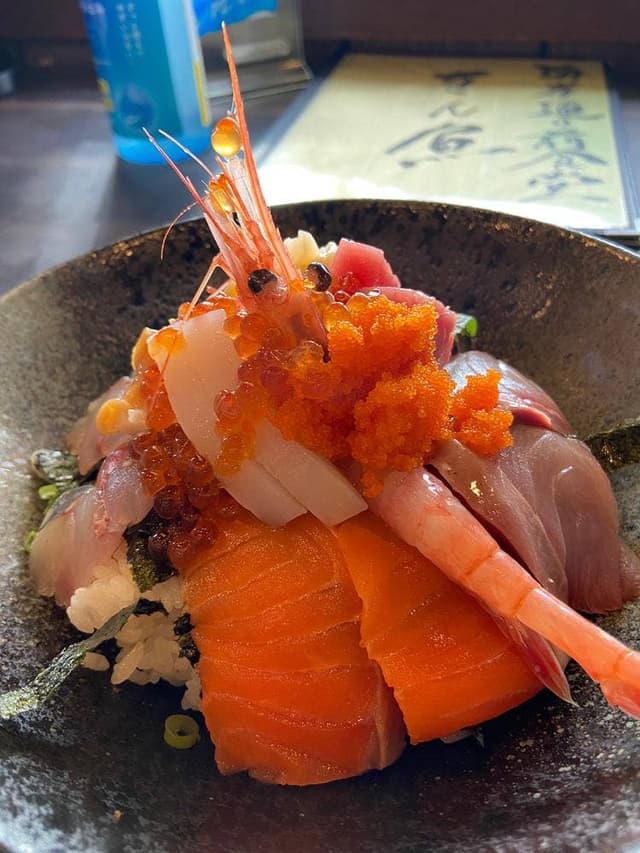 海岸通り前食堂 きん魚 - サブ画像1