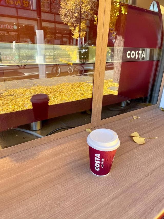 COSTA COFFEE 原宿駅店 - サブ画像2
