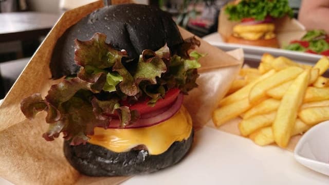 BURGER DINING GOTHAM DINER. - サブ画像2