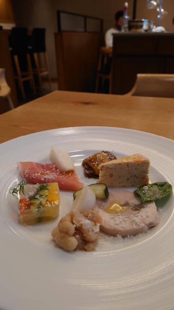 イタリア料理 スペッロ