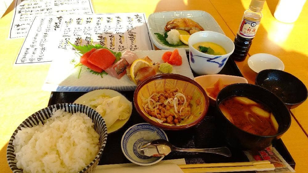 話食ごはち