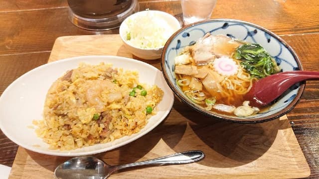やまか飯店 - サブ画像3