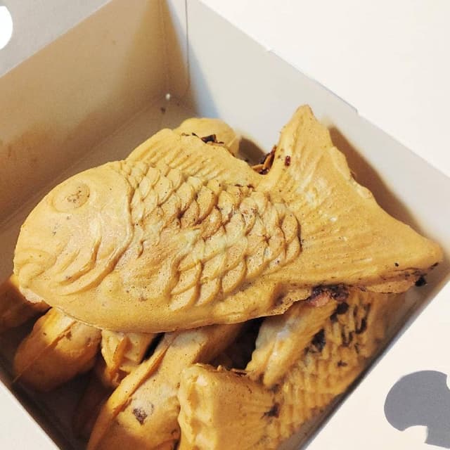 日本一たい焼 稲沢西島店 - サブ画像1