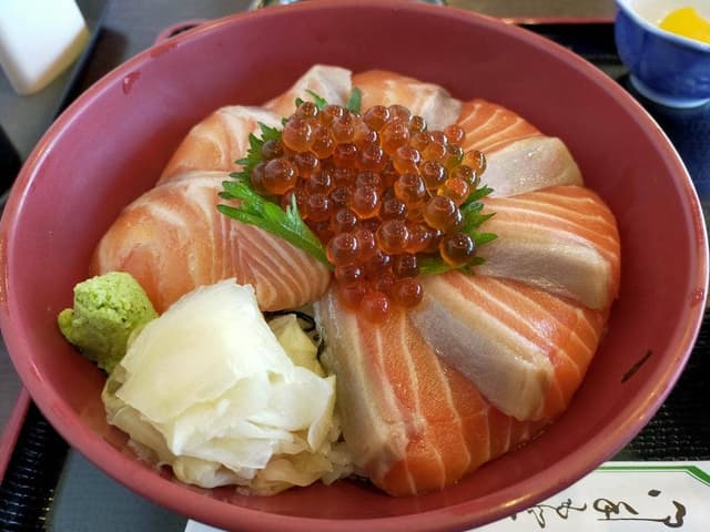王様のまぐろ食堂 - サブ画像2