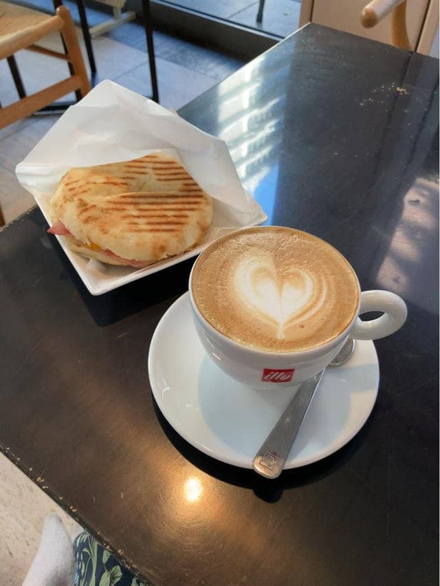 espressamente illy bar 霞ヶ関店 - サブ画像3