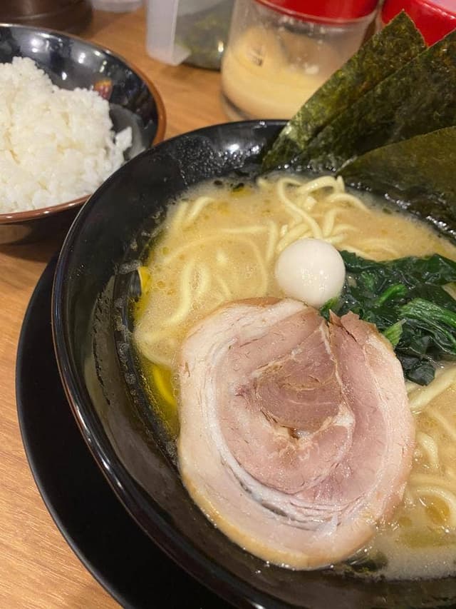 横浜家系ラーメン 箕面商店 - サブ画像3