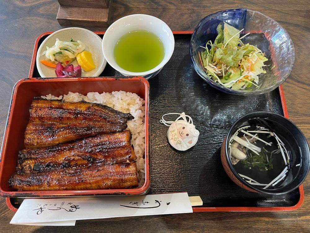 ぬりや 本店
