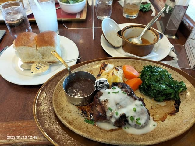 ロイヤルホスト 武庫之荘店 - サブ画像1