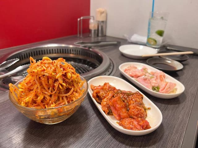 天王町ホルモン 焼肉 牛若丸 - サブ画像1