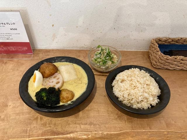 カレー食堂 コロポ - サブ画像1