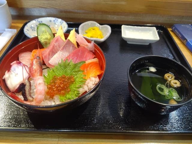 海鮮食堂めしや - サブ画像1