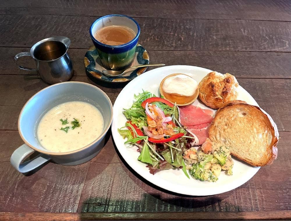 Tea room mahisa 岡本店