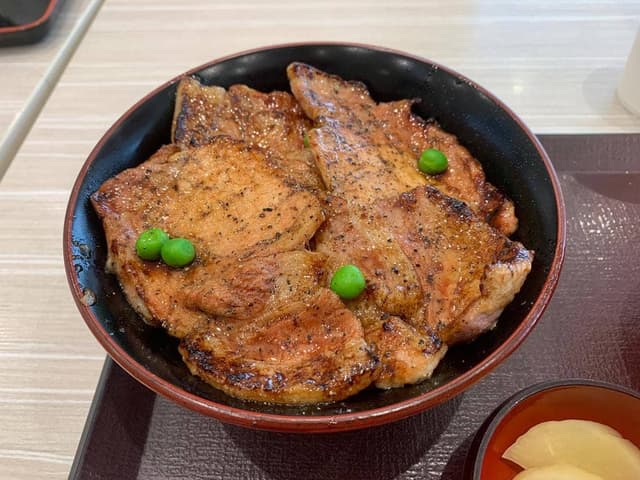 豚丼のぶたはげ 札幌北広島店 - サブ画像1
