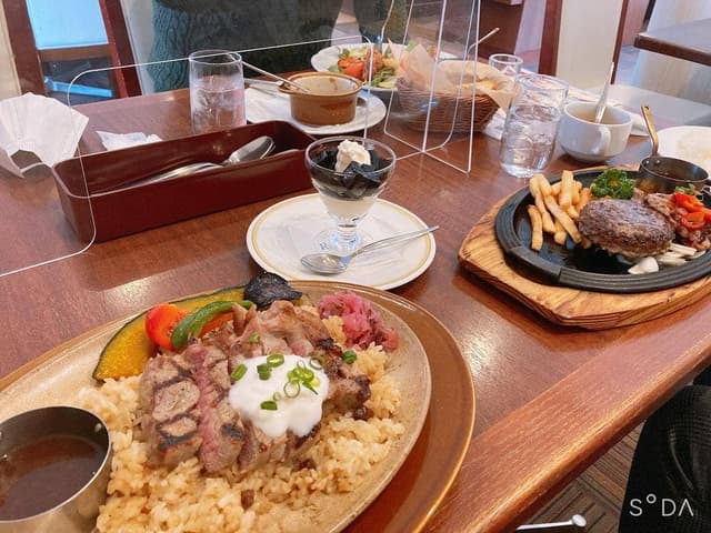 ロイヤルホスト 仙台根岸店 - サブ画像3