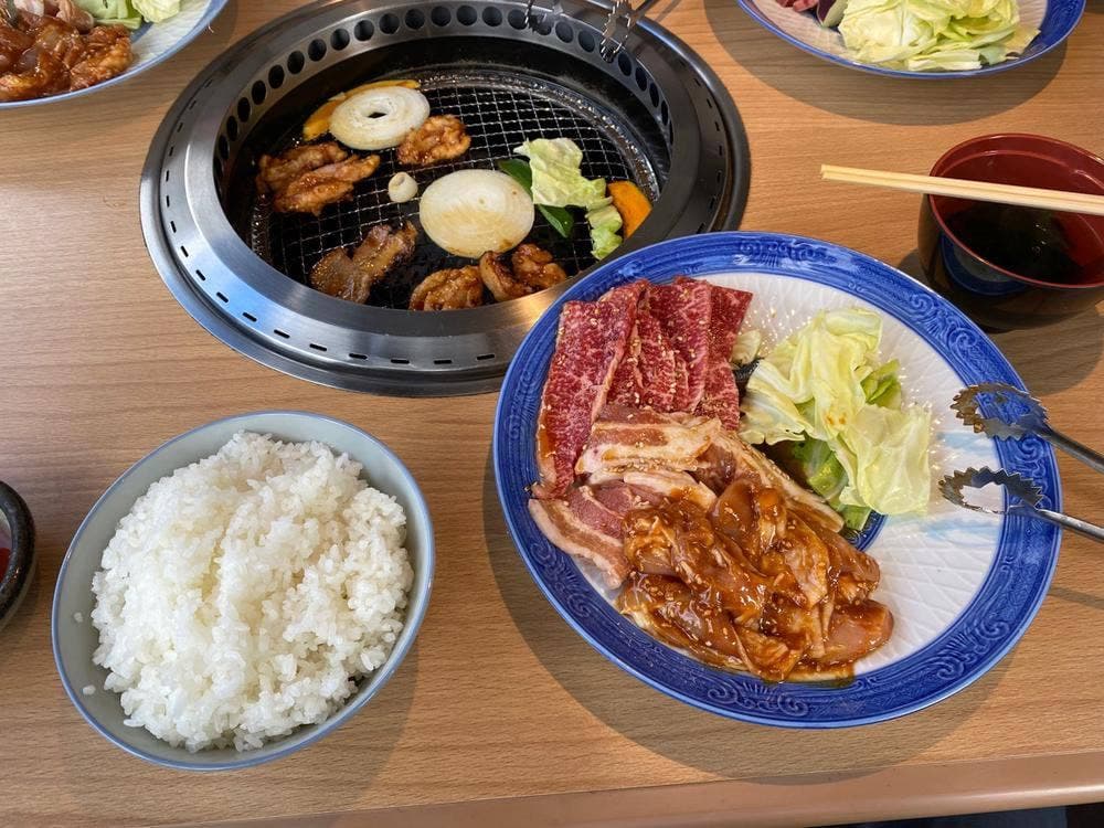 山水園朝生田店