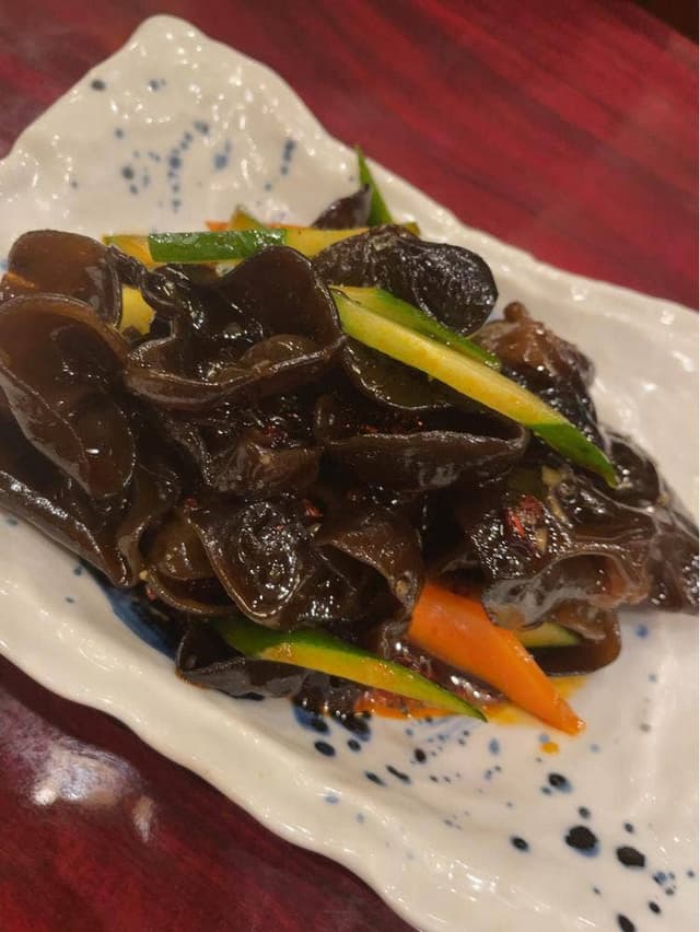 良記 餃子酒場 6丁目 本店 - サブ画像1