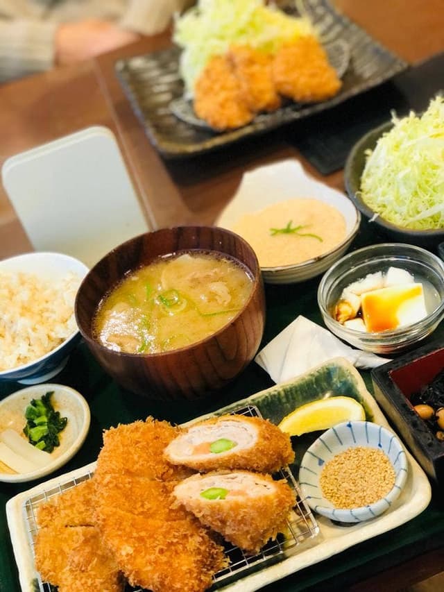 薩摩茶美豚 とんかつ 八尾 花 リノアス店 - サブ画像2