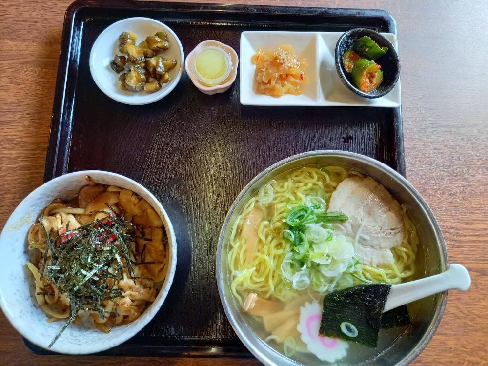 中華食房 ふぁんふぁ