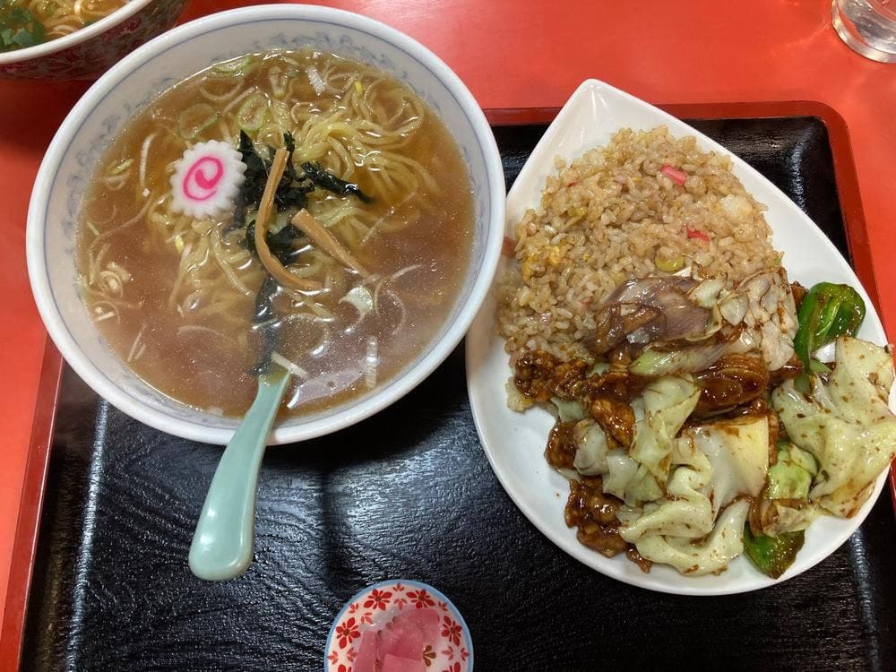 らいらい飯店