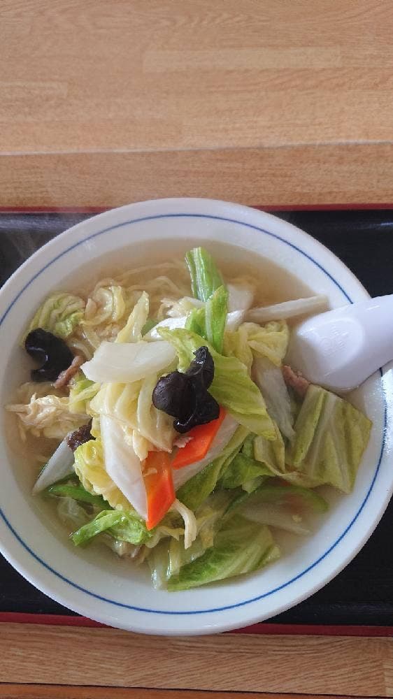 まる八食堂