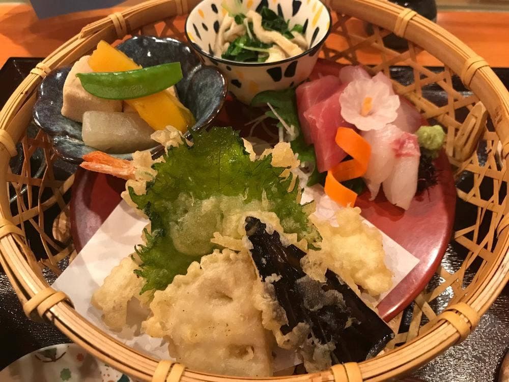 鮨市