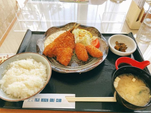 富士平原ゴルフクラブ レストラン - サブ画像1
