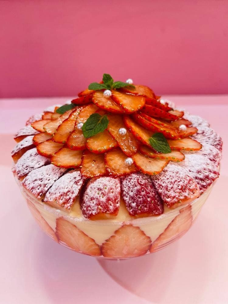 SWEETS A LA MODE