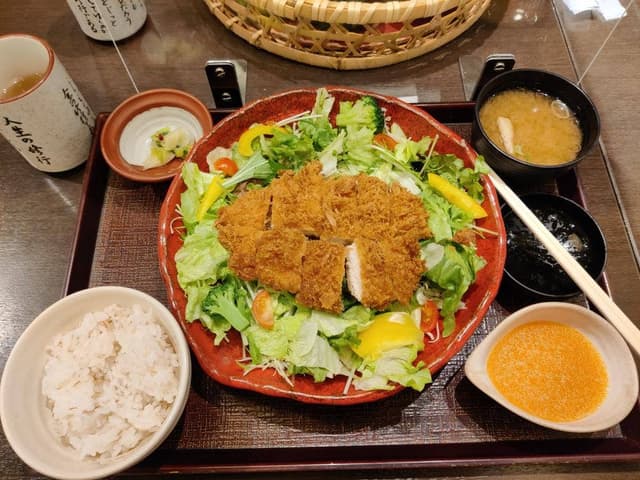 とんかつととろろ膳 勝六 高槻店 - サブ画像1