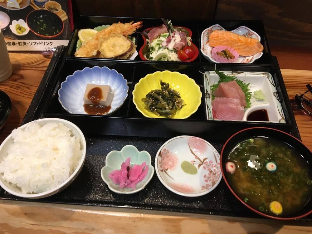 さかなや カフェ&バル さくら