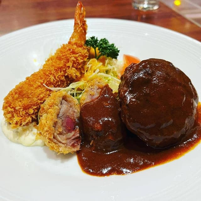 昔洋食 みつけ亭 阪急三番街店 - サブ画像3