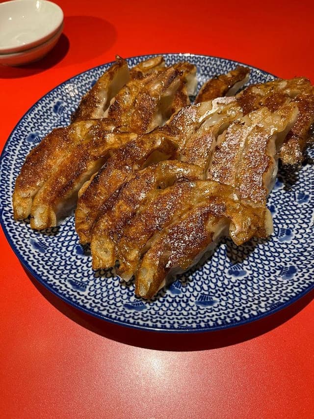 ぎょうざの一休 三宮店 - サブ画像1