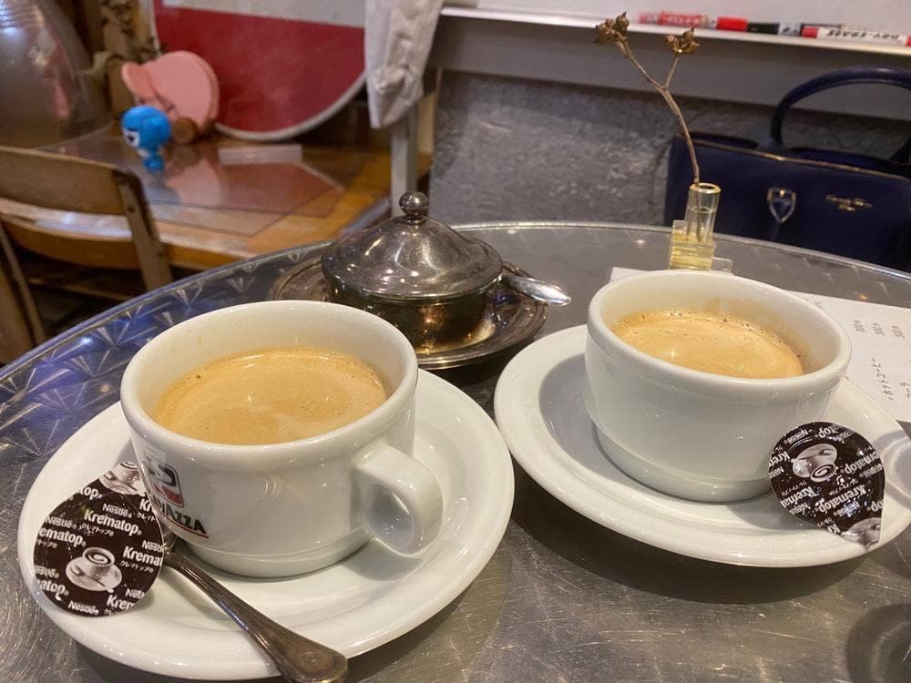 カフェ スモール