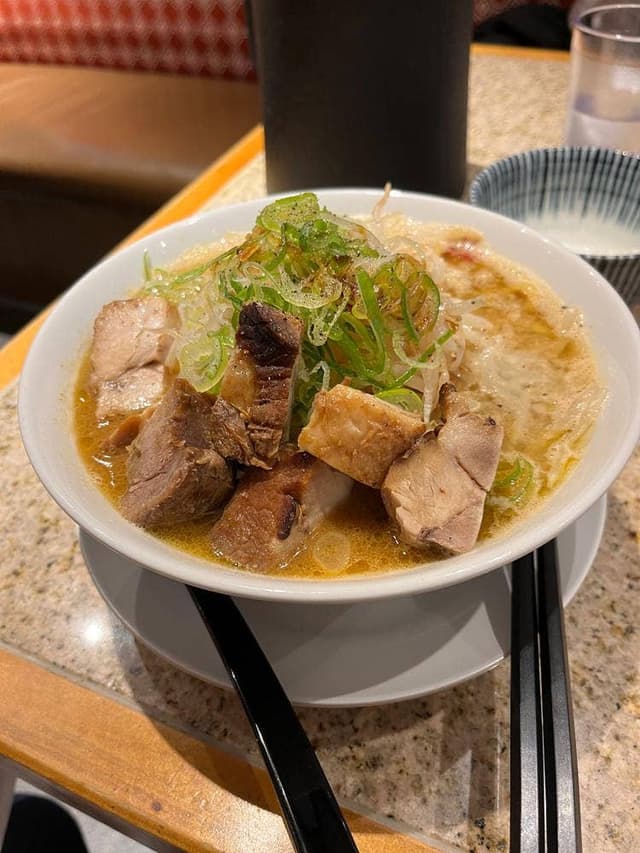 名古屋コーチンラーメン はなれ - サブ画像1